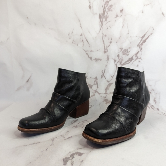 Kork Ease Kissel Booties Black Leather Block Heel Square Toe - Picture 9 of 12